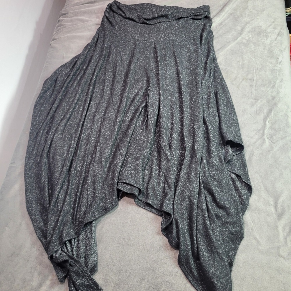 Rae Mode Crisp Mornings Poncho Black Marled Knit Handkerchief‎ Hem Large T9023A